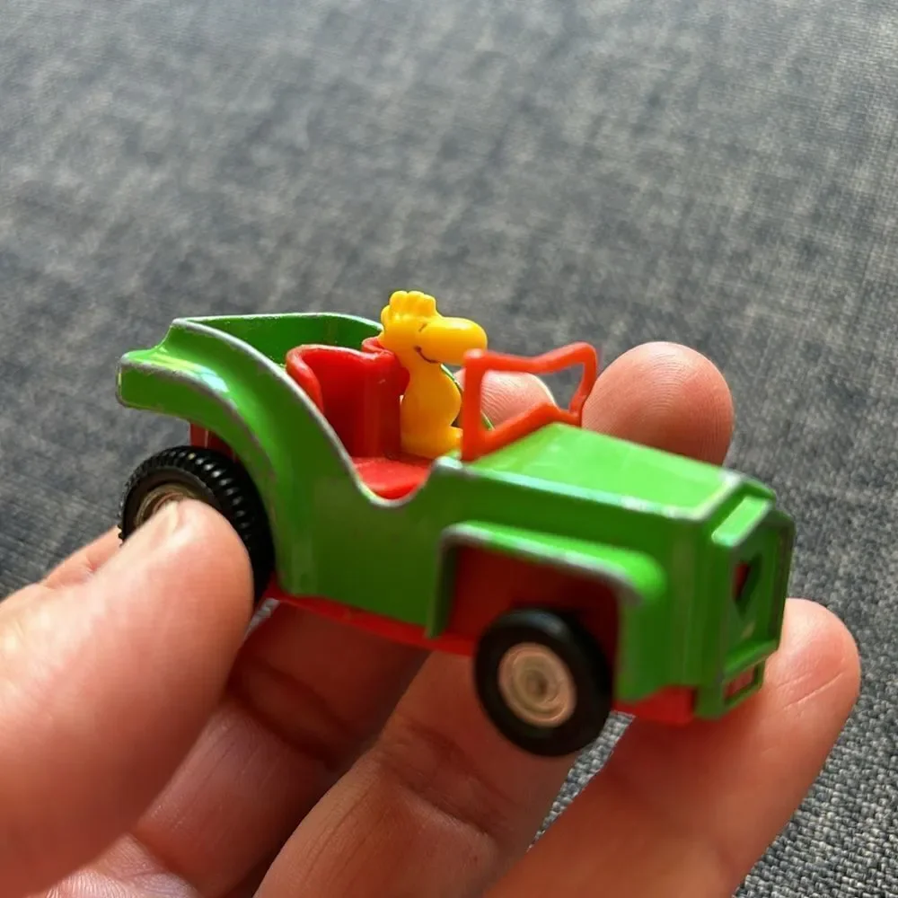 Vintage Peanuts Woodstock‎ 1965 -1972 in Green Car C 18